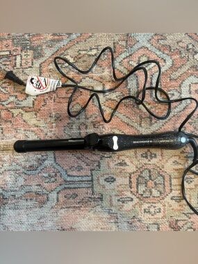 Beachwaver Co. B1 Rotating Curling Iron